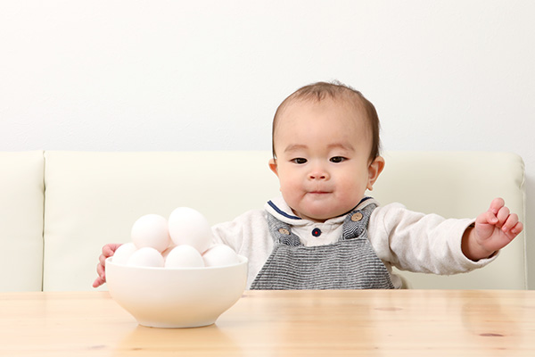 離乳食の「卵」はいつから始める？
