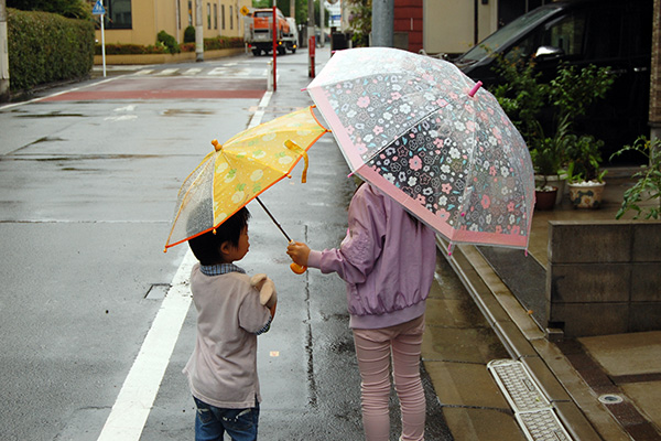 子どもと雨の日の過ごし方